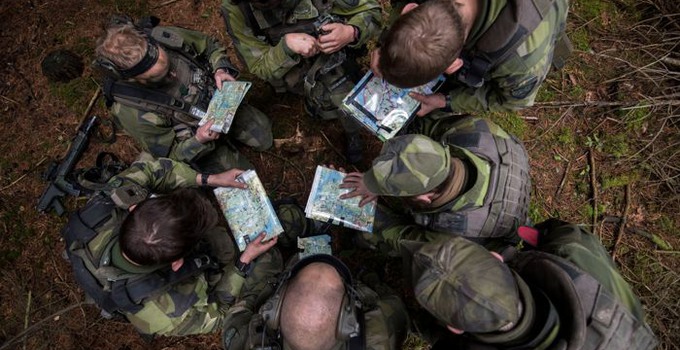 Soldater på övning.